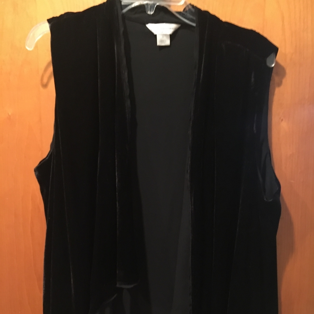 Women's XLarge Christopher & Banks Velveteen Long Vest